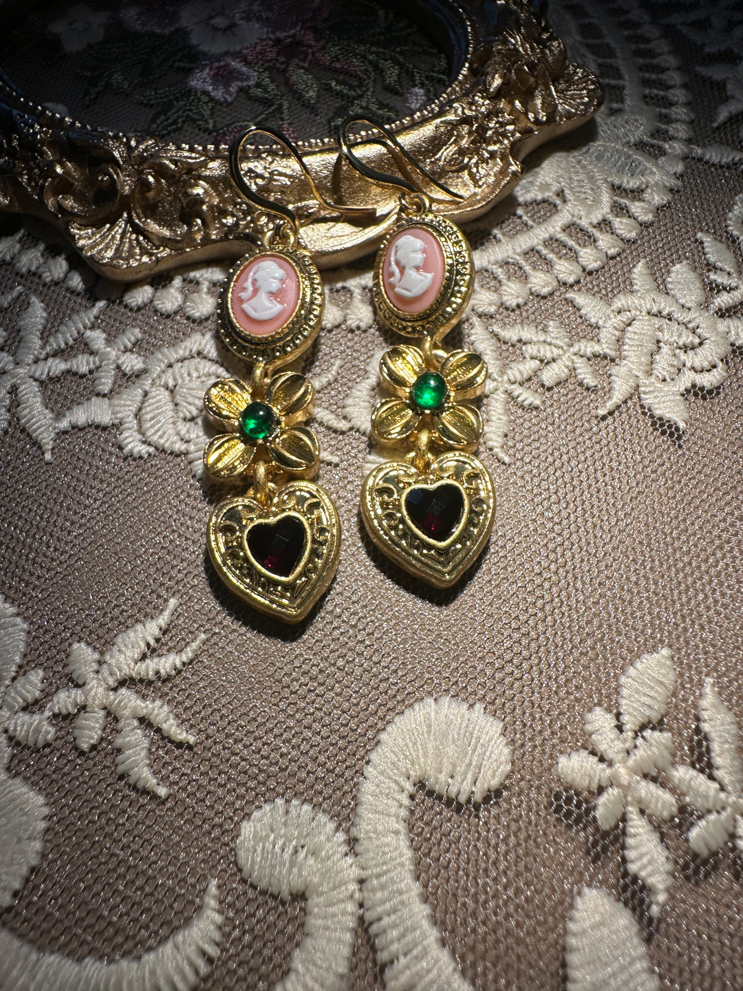 Vintage Earing E116