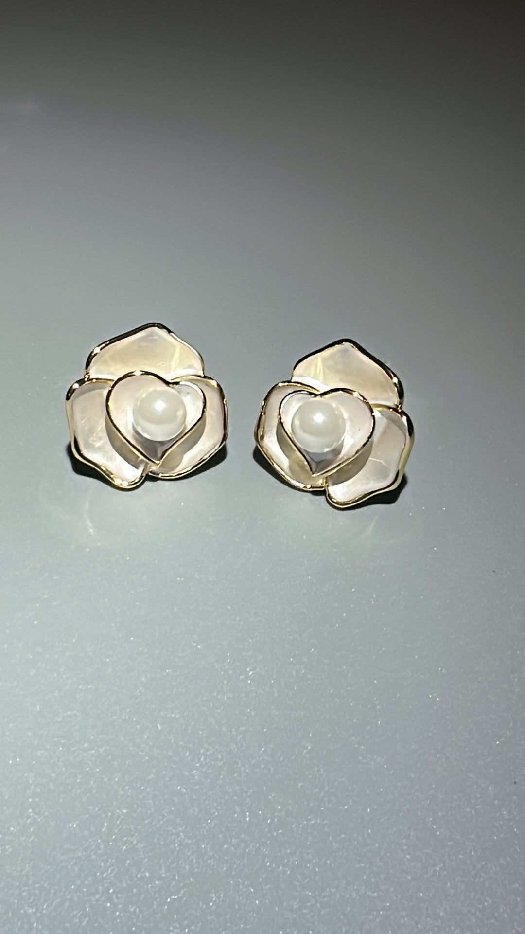 Egypt Earing May EV344