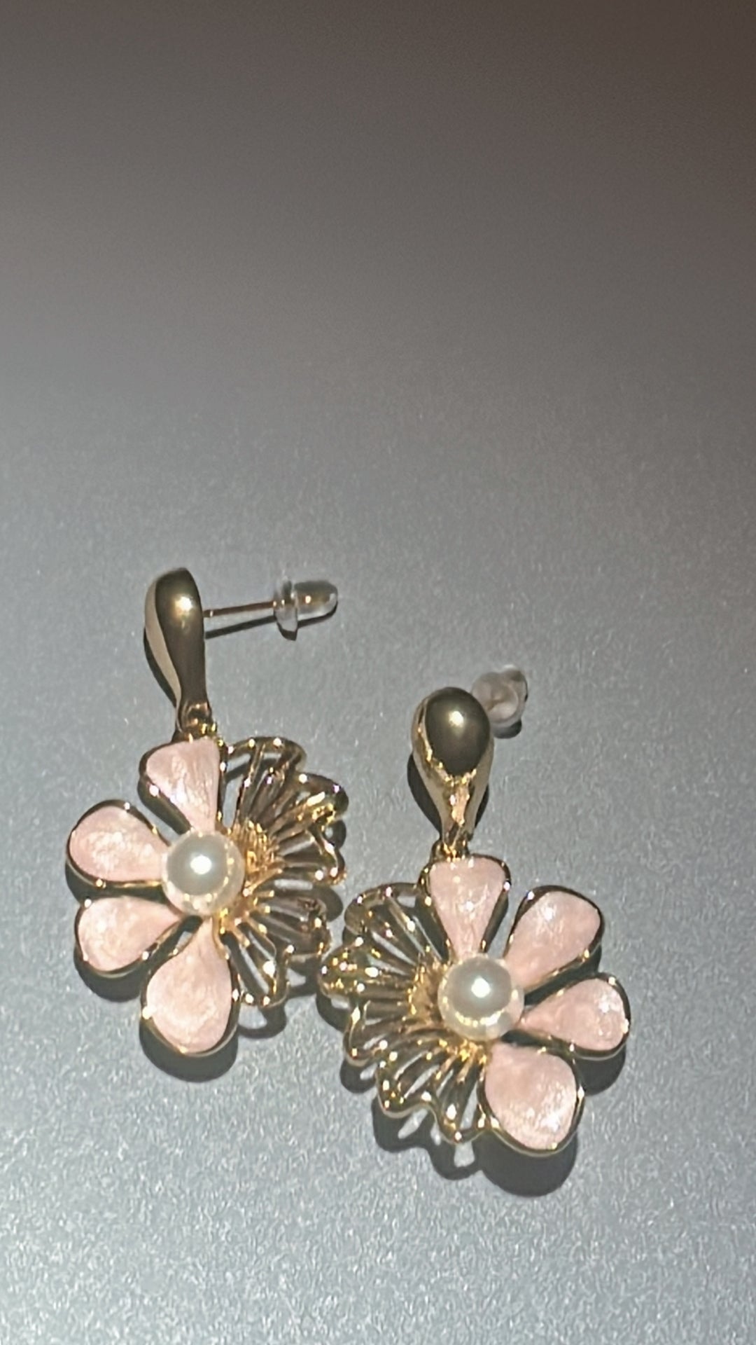 Egypt Earing May EV364
