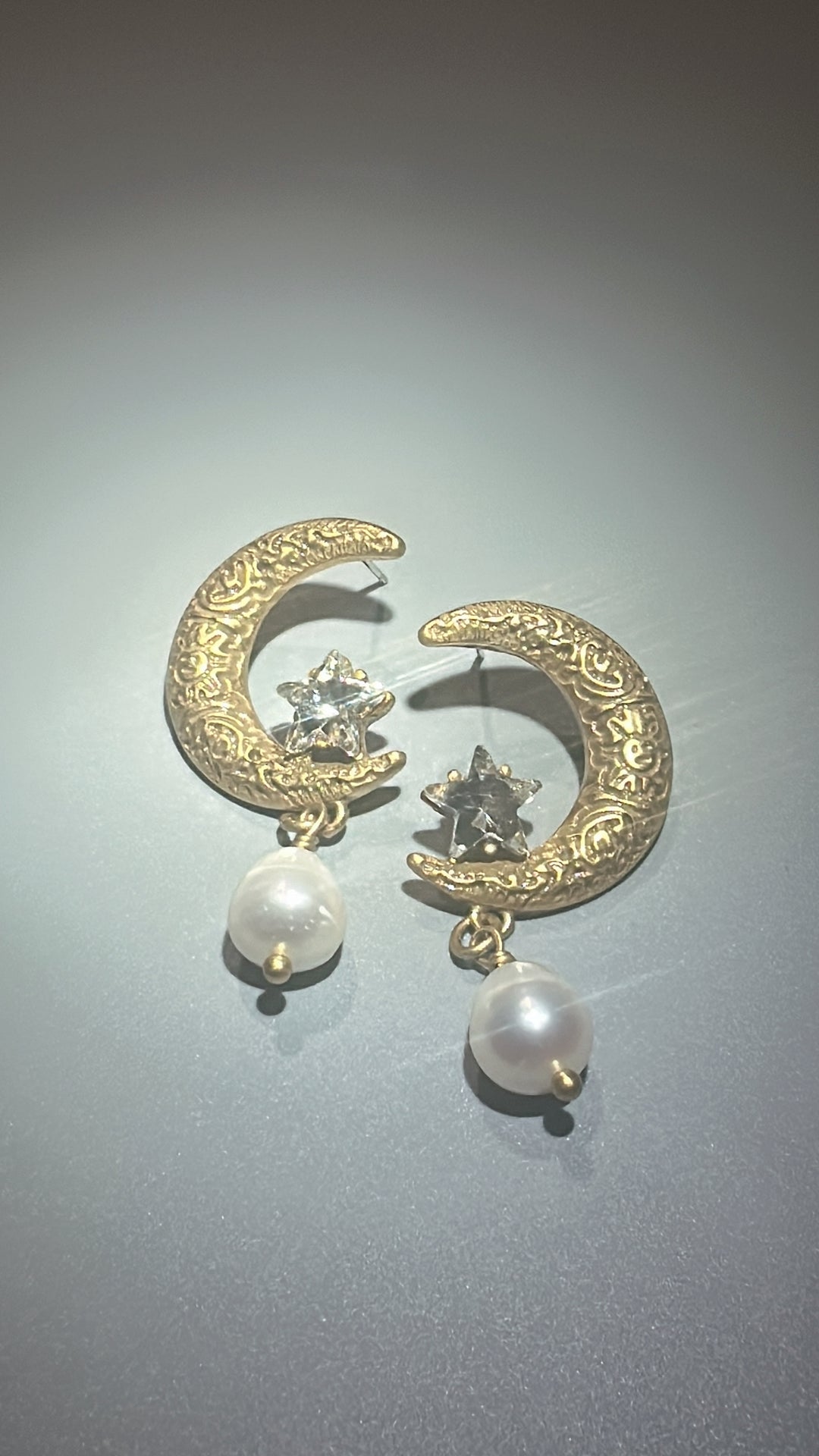 Egypt Earing July EV407