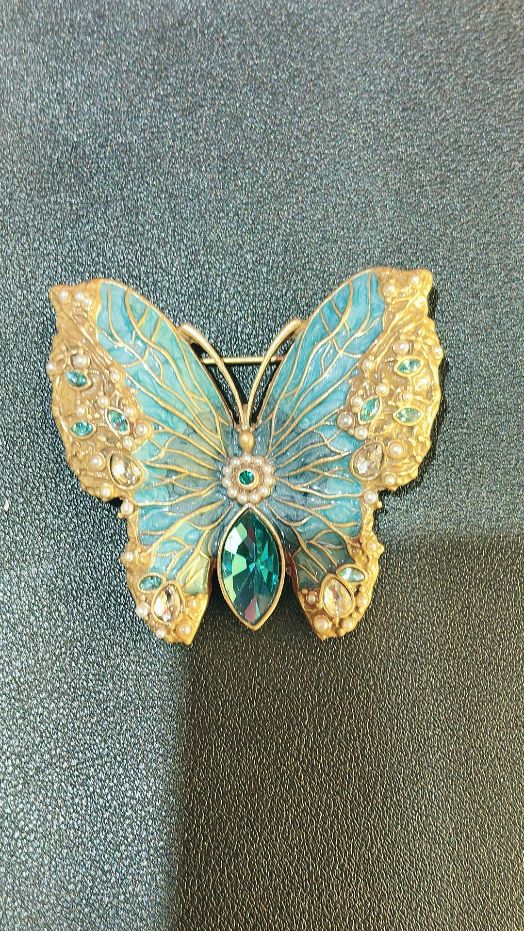 Egypt Brooch B43