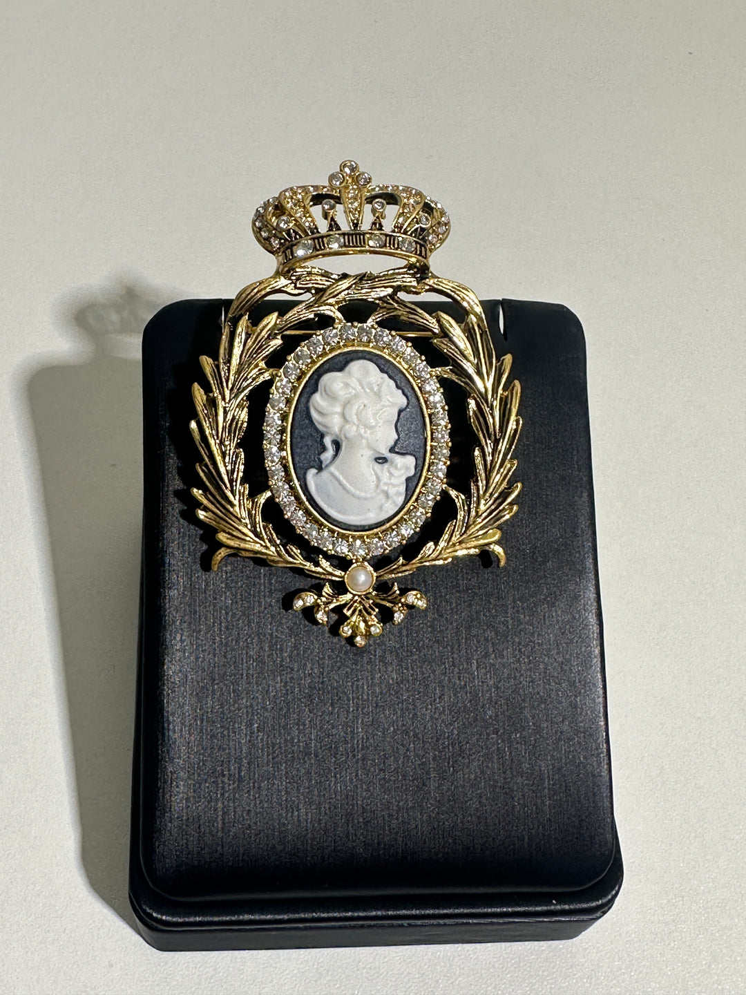 Vintage Brooch VBH18 預訂