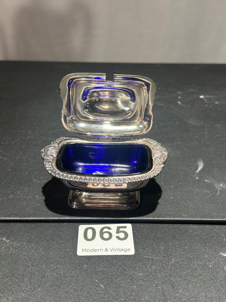 Vintage Silver 065