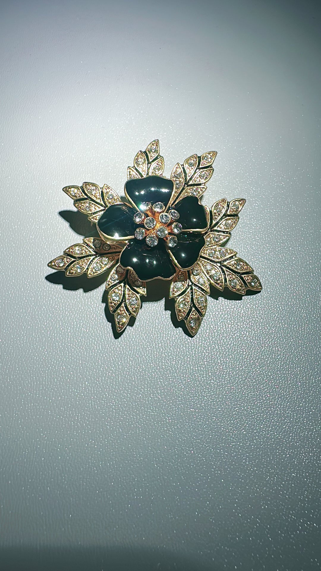 Egypt Brooch B31