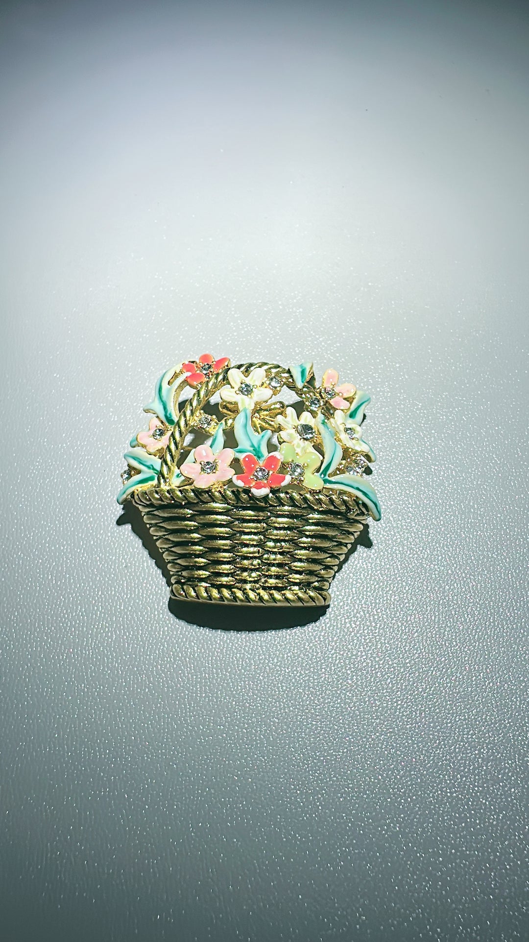 Egypt Brooch B32