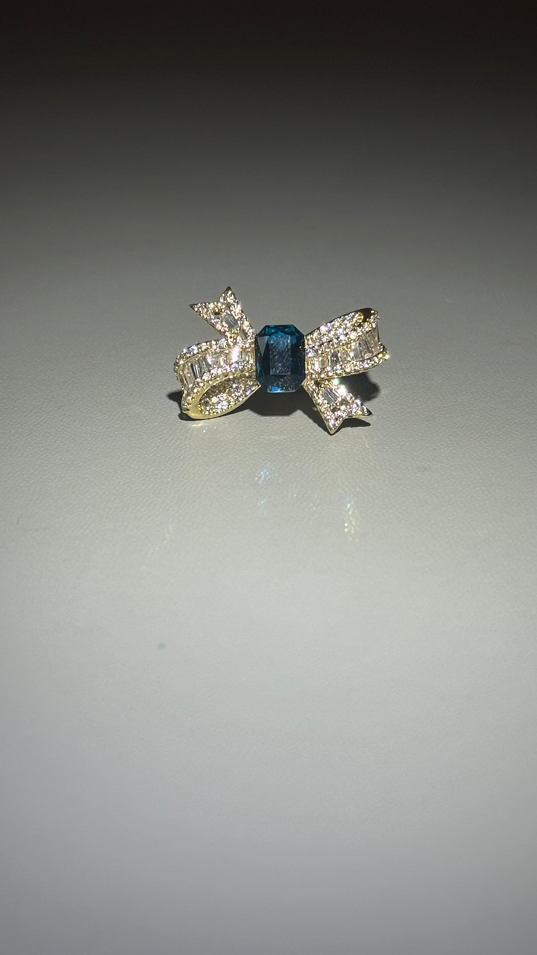 Egypt Brooch Nov 25 - B61