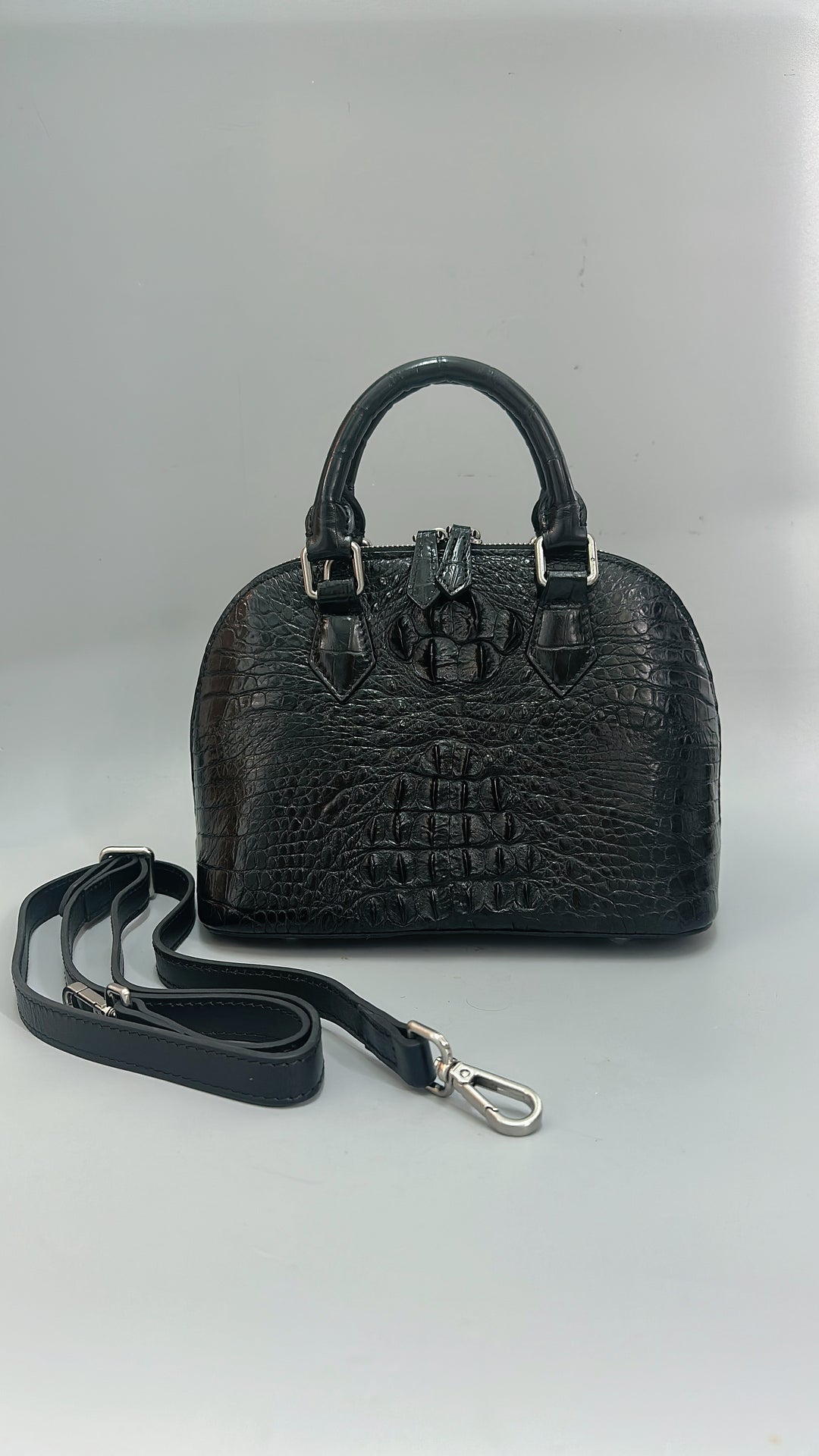 Italy Handbag - CC14 BLACK 鱷魚皮