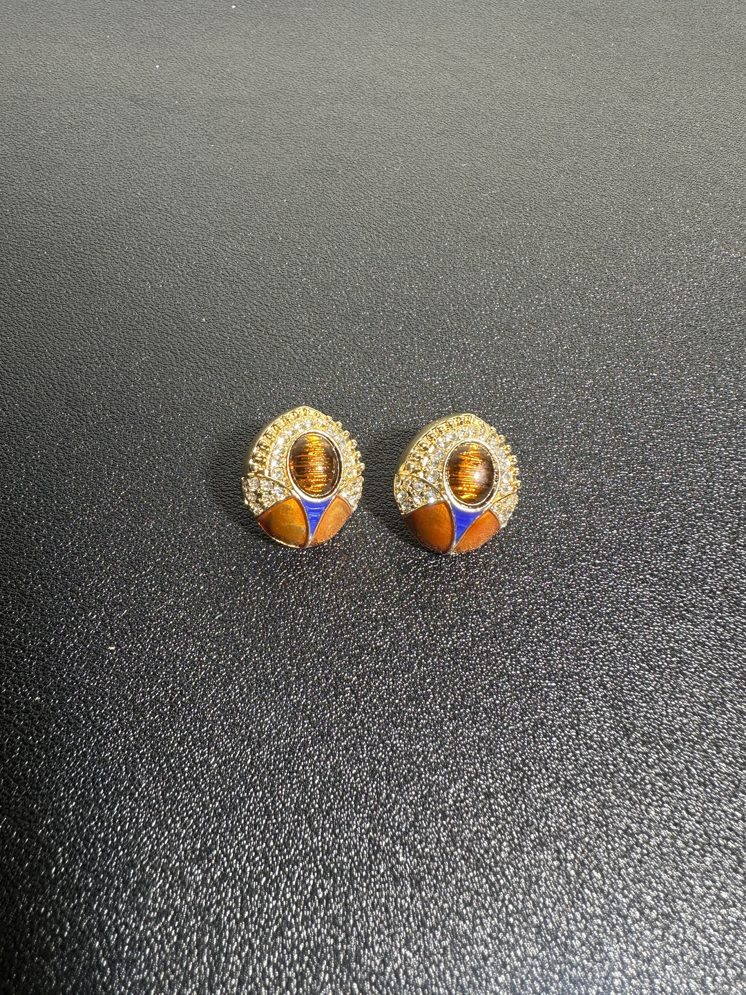 Vintage Earing E87