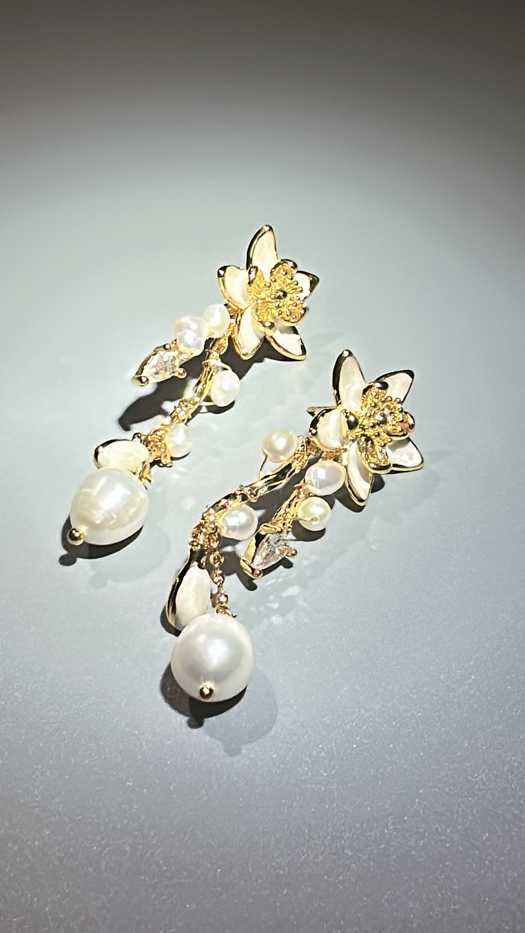 Egypt Earing EV403
