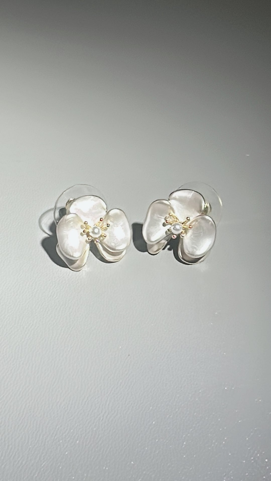 Egypt Earing EV495