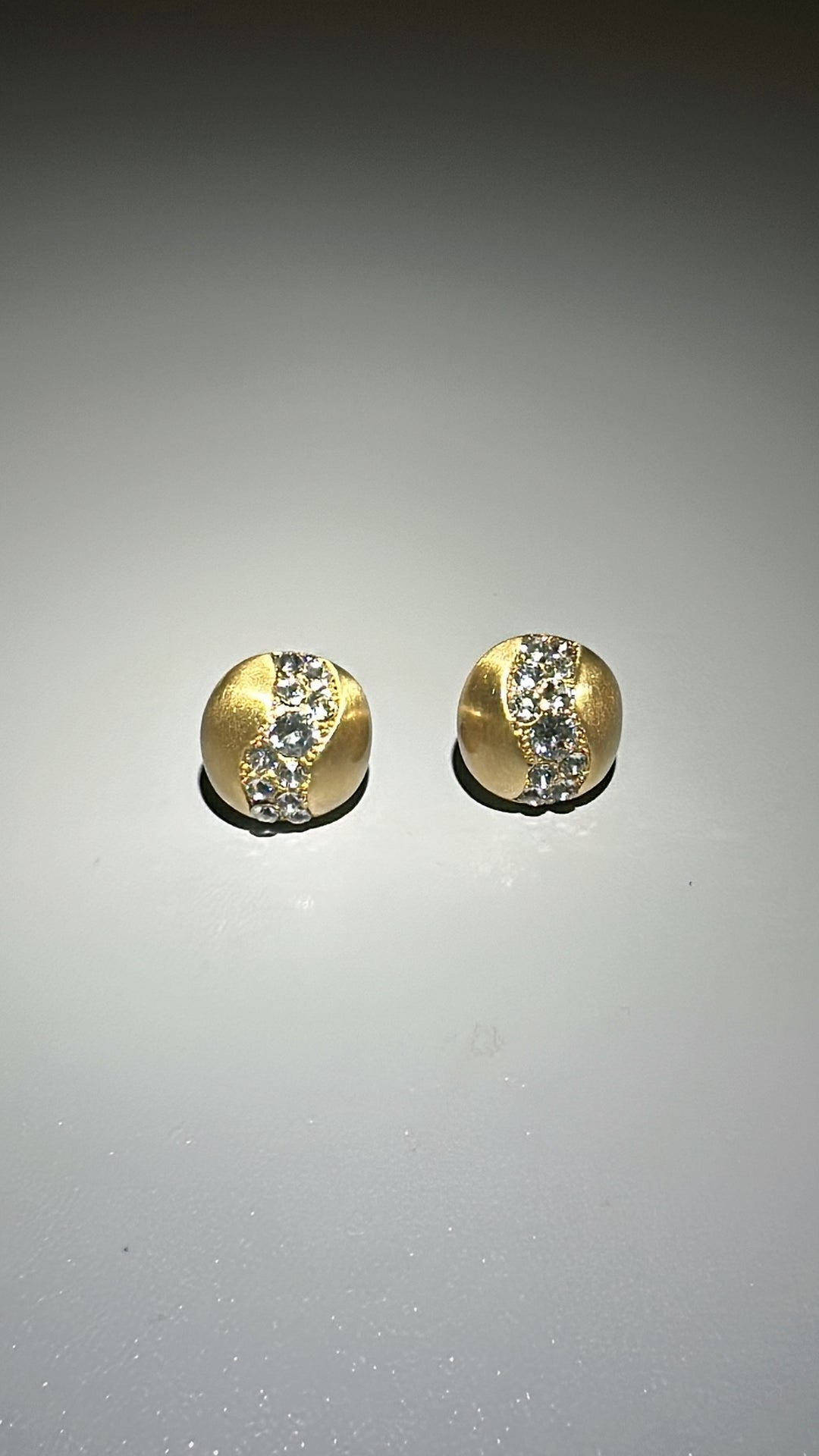 Egypt Earing Nov 25 EV603