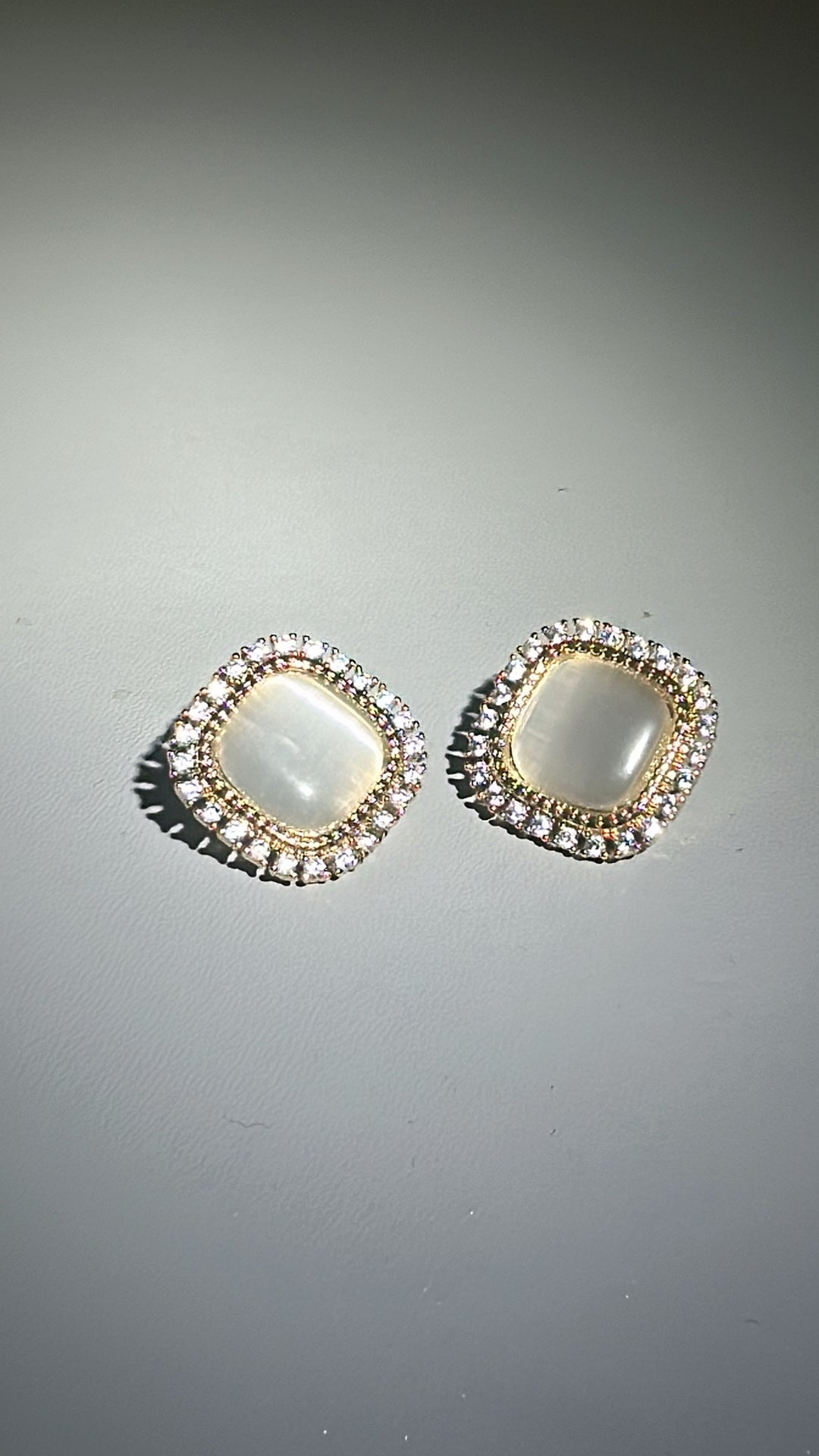 Egypt Earing EV632