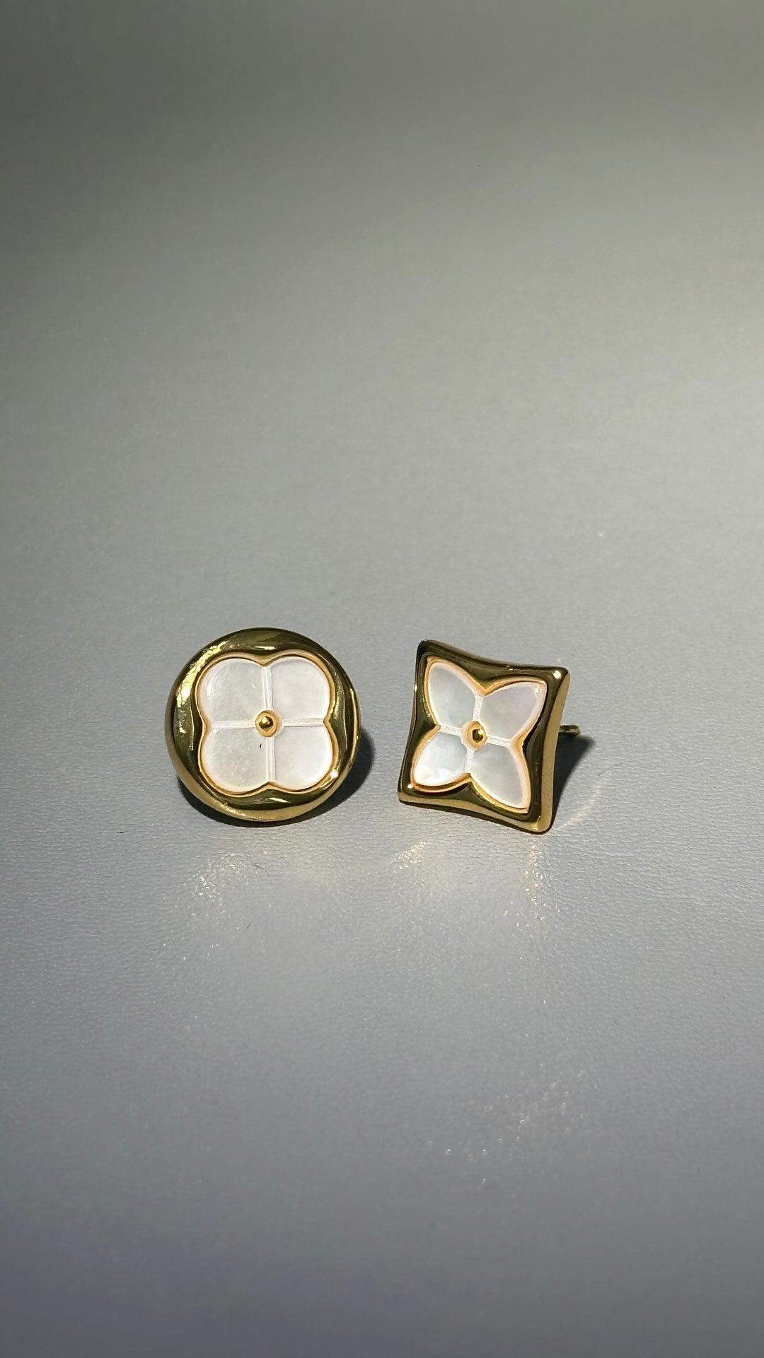 06 Egypt Earing EV701