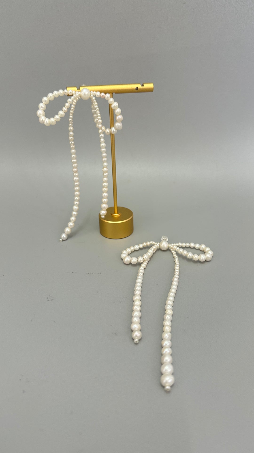 06 Egypt Earing EV721