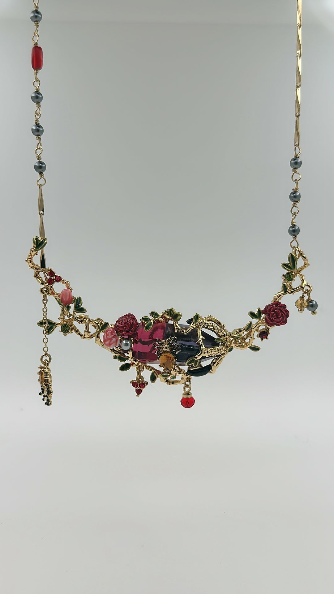 Egypt Nacklace Nov 25 - N127