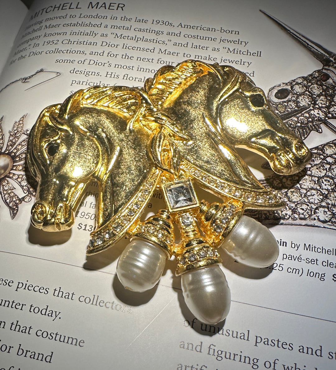 Vintage Brooch VBH34