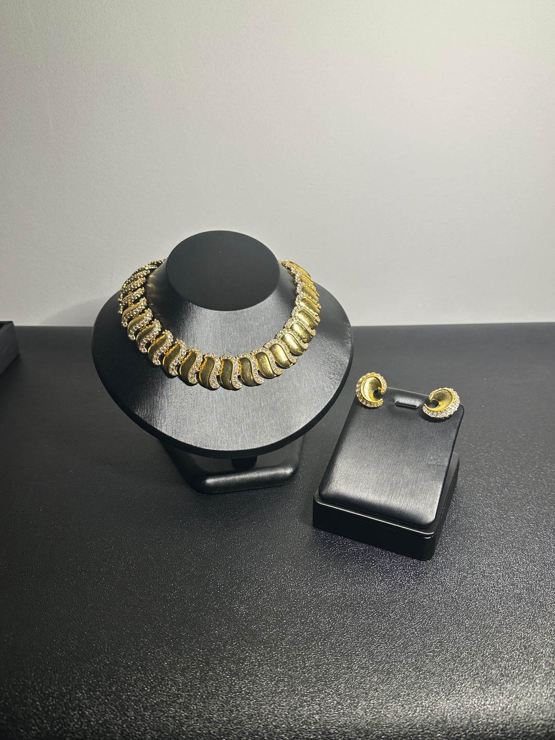 Vintage Necklace VN09 Set